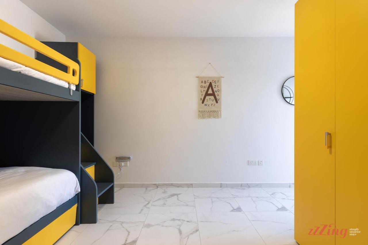 A Stunning Apartment With Spectacular Sea Views Σεντ Πόλς Μπέι Εξωτερικό φωτογραφία