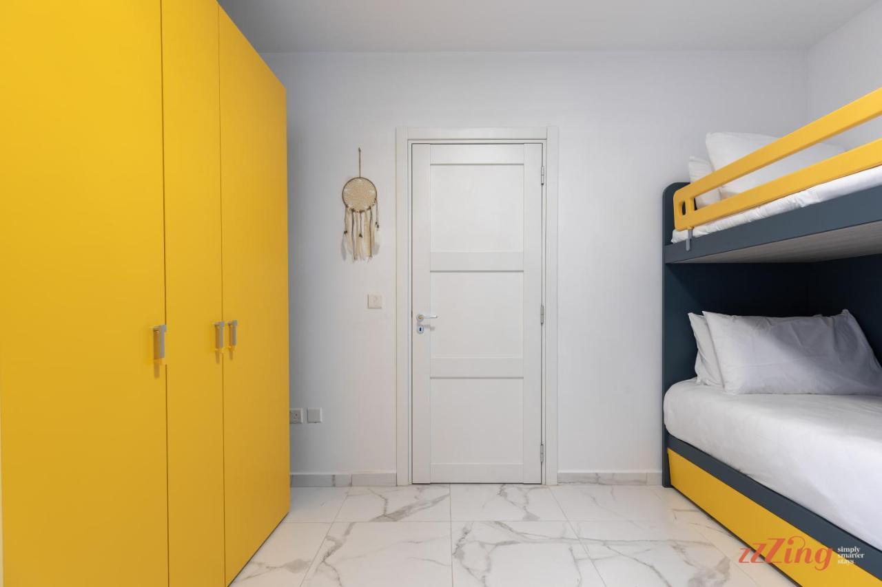 A Stunning Apartment With Spectacular Sea Views Σεντ Πόλς Μπέι Εξωτερικό φωτογραφία
